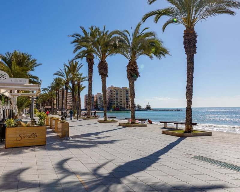 3 makuuhuone Huoneisto myytävänä paikassa Torrevieja - 220 000 € (Ref: 9996246)