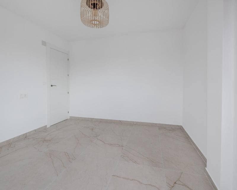 3 Zimmer Penthouse zu verkaufen in Torrevieja - 225.000 € (Ref: 9996247)