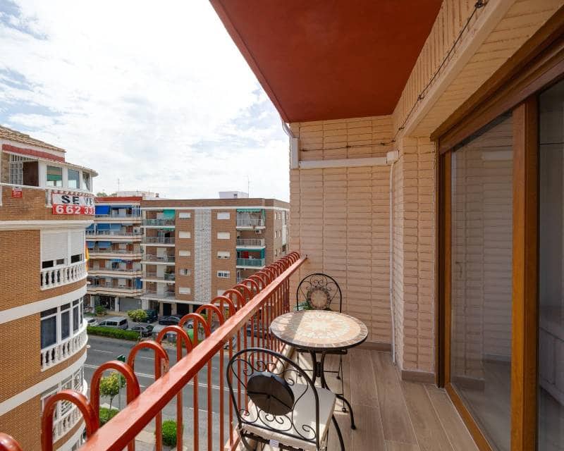 3 Zimmer Penthouse zu verkaufen in Torrevieja - 225.000 € (Ref: 9996247)