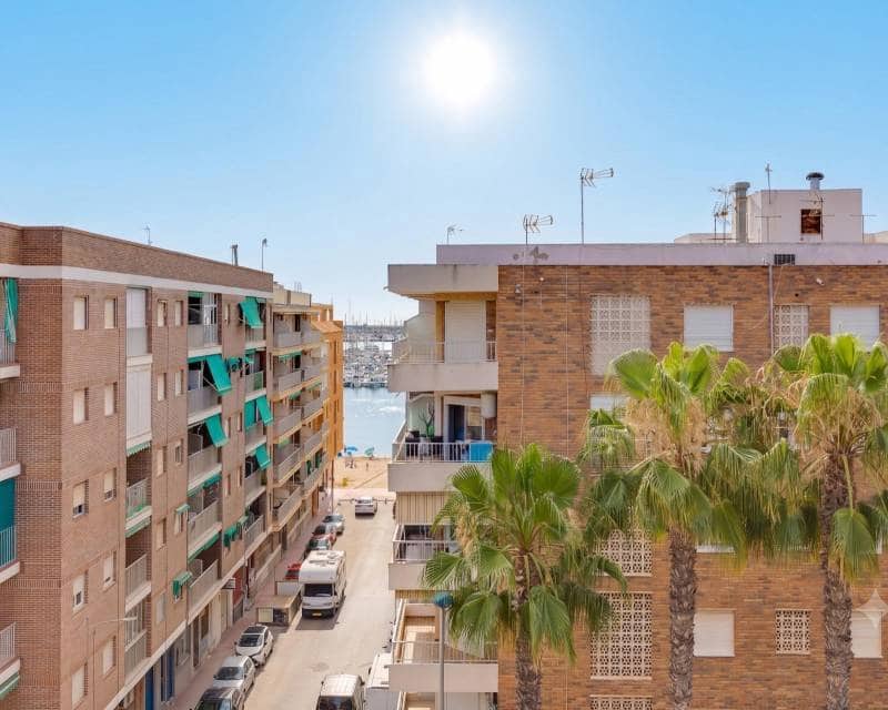 3 Zimmer Penthouse zu verkaufen in Torrevieja - 225.000 € (Ref: 9996247)