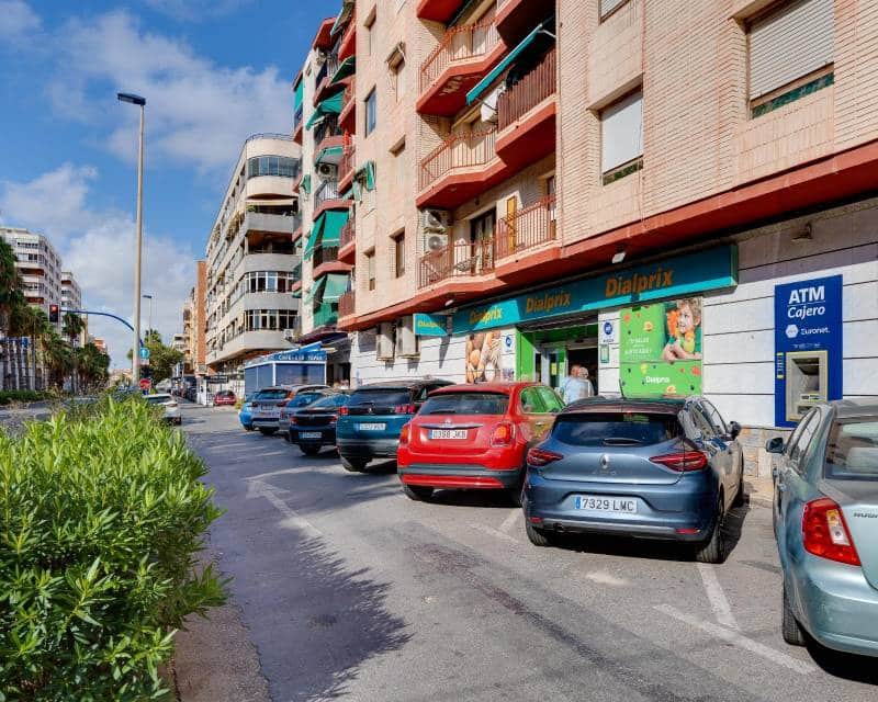 3 Zimmer Penthouse zu verkaufen in Torrevieja - 225.000 € (Ref: 9996247)