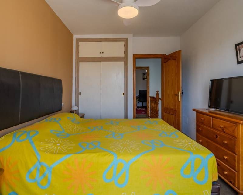 Chalet de 3 habitaciones en Puerto de Mazarron en venta - 250.000 € (Ref: 9997535)