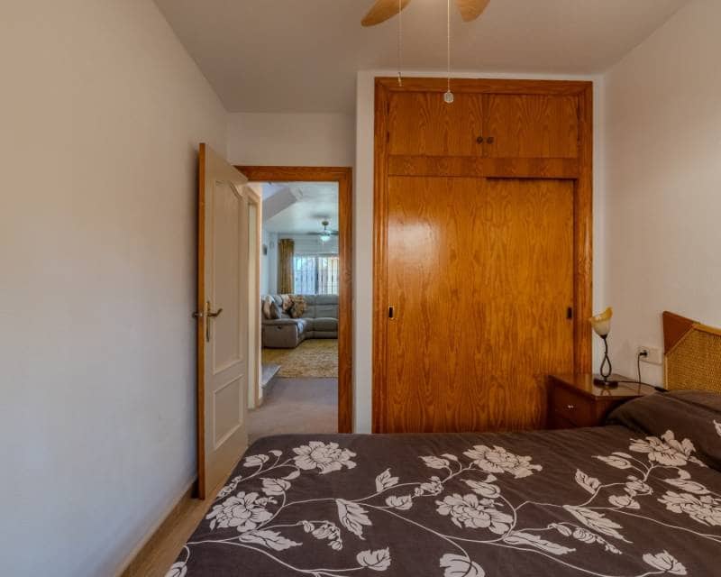 Chalet de 3 habitaciones en Puerto de Mazarron en venta - 250.000 € (Ref: 9997535)
