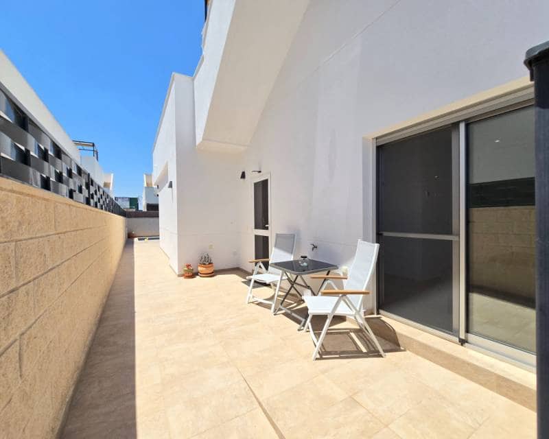 3 camera da letto Villa in vendita in Dona Pepa con piscina - 395.000 € (Rif: 9997536)