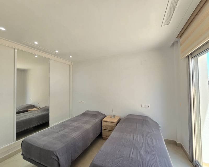 3 camera da letto Villa in vendita in Dona Pepa con piscina - 395.000 € (Rif: 9997536)