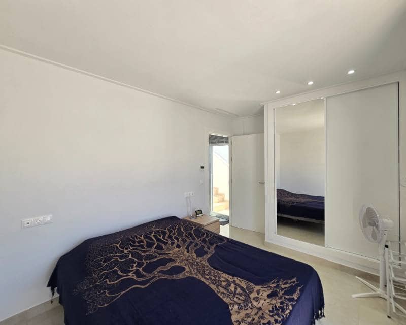 3 camera da letto Villa in vendita in Dona Pepa con piscina - 395.000 € (Rif: 9997536)