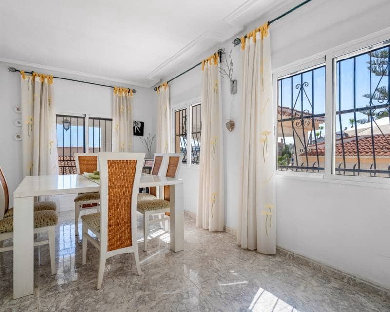 4 sypialnia Willa na sprzedaż w La Marquesa z basenem - 399 000 € (Ref: 9997537)