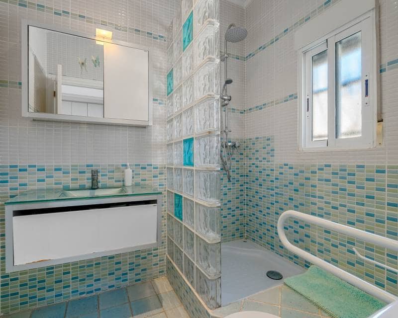 4 sypialnia Willa na sprzedaż w La Marquesa z basenem - 399 000 € (Ref: 9997537)