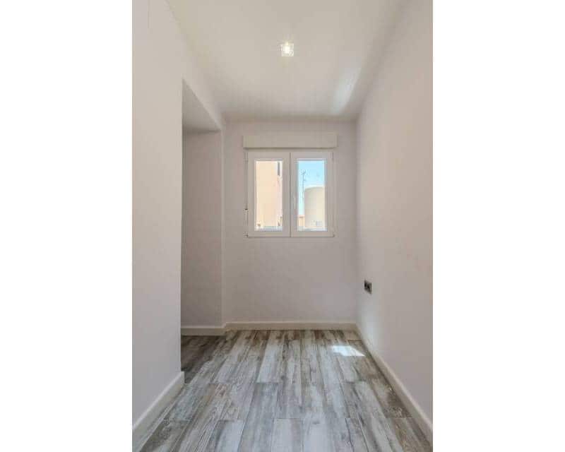 3 soverom Villa til salgs i Torrevieja med svømmebasseng - € 305 000 (Ref: 9997651)