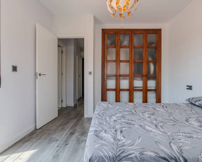 3 soverom Villa til salgs i Torrevieja med svømmebasseng - € 305 000 (Ref: 9997651)