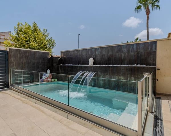 3 soveværelse Villa til salg i Parque Acuático - Sector 25, Torrevieja med swimmingpool - € 305.000 (Ref: 9997651)