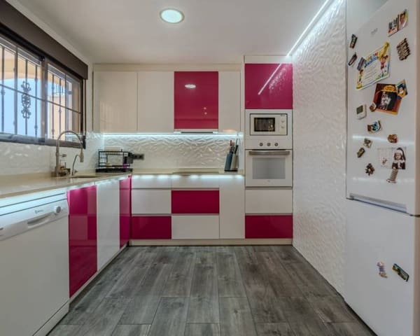 3 soveværelse Villa til salg i Parque Acuático - Sector 25, Torrevieja med swimmingpool - € 305.000 (Ref: 9997651)