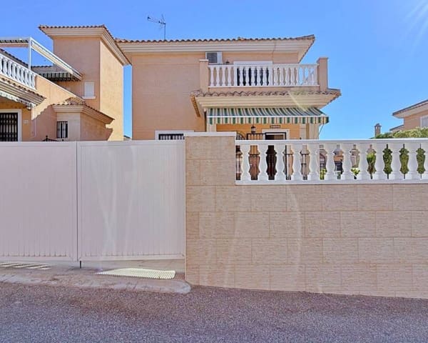 4 soveværelse Villa til salg i Los Balcones - Los Altos, Orihuela - € 379.000 (Ref: 9997653)