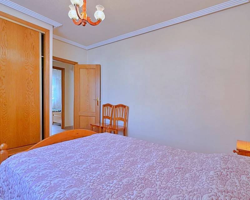 4 slaapkamer Villa te koop in Orihuela Costa - € 379.000 (Ref: 9997653)