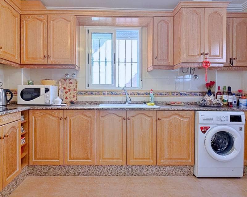 4 slaapkamer Villa te koop in Orihuela Costa - € 379.000 (Ref: 9997653)