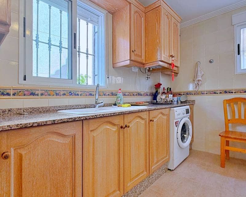 4 slaapkamer Villa te koop in Orihuela Costa - € 379.000 (Ref: 9997653)