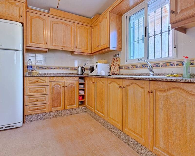 4 slaapkamer Villa te koop in Orihuela Costa - € 379.000 (Ref: 9997653)