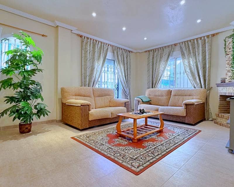 4 slaapkamer Villa te koop in Orihuela Costa - € 379.000 (Ref: 9997653)