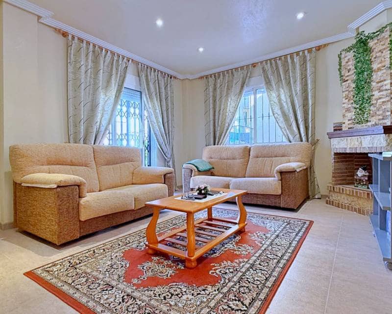 4 slaapkamer Villa te koop in Orihuela Costa - € 379.000 (Ref: 9997653)