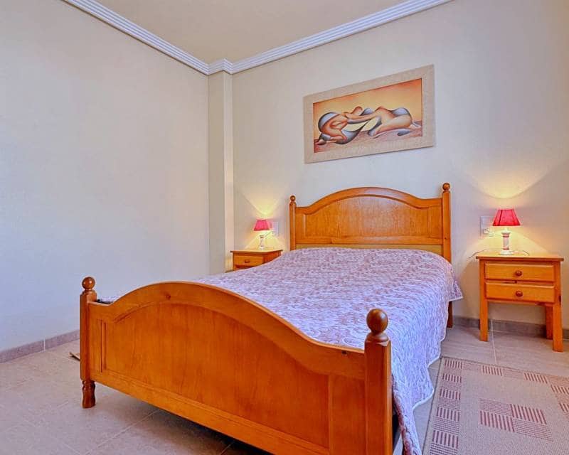 4 slaapkamer Villa te koop in Orihuela Costa - € 379.000 (Ref: 9997653)