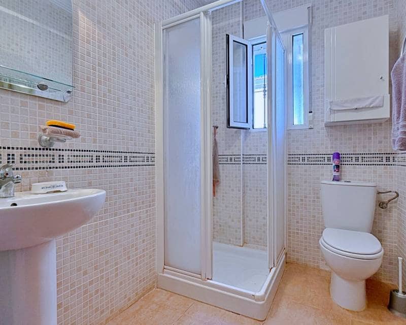 4 slaapkamer Villa te koop in Orihuela Costa - € 379.000 (Ref: 9997653)