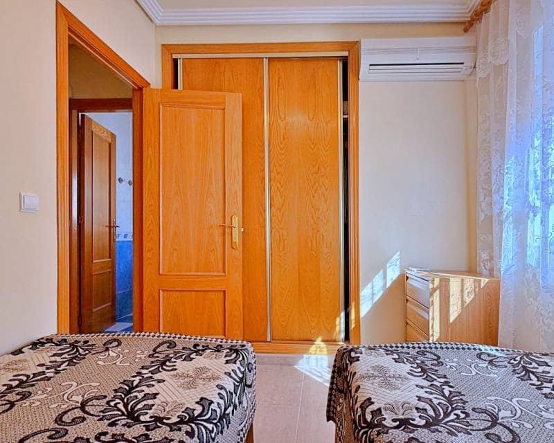 4 slaapkamer Villa te koop in Orihuela Costa - € 379.000 (Ref: 9997653)