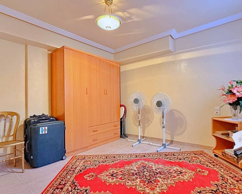 4 slaapkamer Villa te koop in Orihuela Costa - € 379.000 (Ref: 9997653)