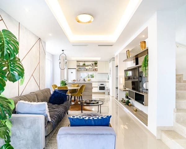 2 soverom Villa til salgs i Ciudad Quesada, Rojales med svømmebasseng - € 390 000 (Ref: 9997654)