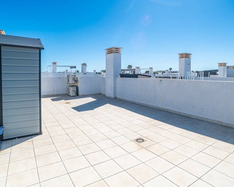 2 soverom Villa til salgs i Ciudad Quesada med svømmebasseng - € 390 000 (Ref: 9997654)