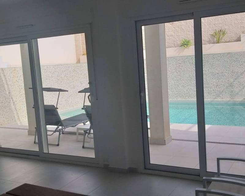 4 soverom Villa til salgs i Gran Alacant med svømmebasseng - € 579 000 (Ref: 9997900)