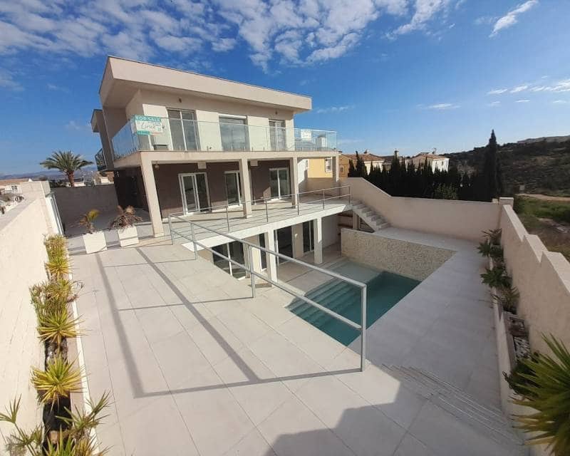 4 soverom Villa til salgs i Gran Alacant med svømmebasseng - € 579 000 (Ref: 9997900)