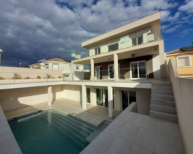 4 soverom Villa til salgs i Gran Alacant med svømmebasseng - € 579 000 (Ref: 9997900)