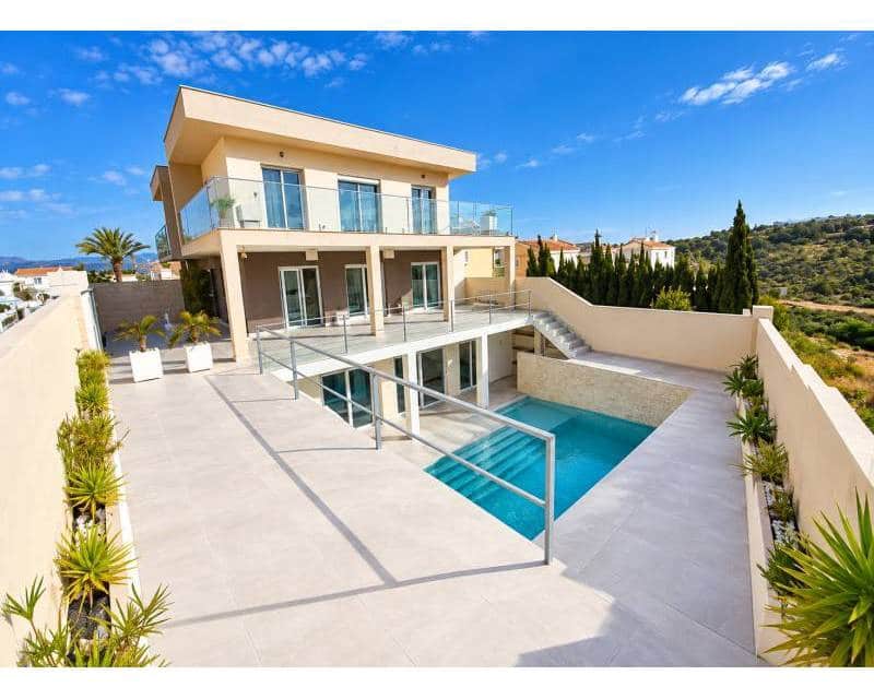 4 sypialnia Willa na sprzedaż w Gran Alacant z basenem - 569 000 € (Ref: 9997900)