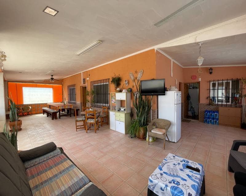 3 quarto Moradia para venda em Guardamar del Segura com piscina - 460 000 € (Ref: 9997903)