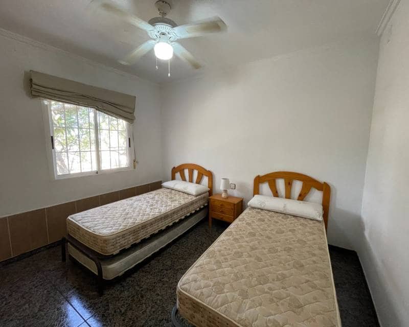 3 quarto Moradia para venda em Guardamar del Segura com piscina - 460 000 € (Ref: 9997903)