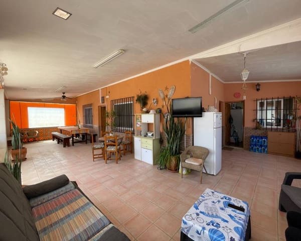 3 soveværelse Villa til salg i Guardamar del Segura med swimmingpool - € 460.000 (Ref: 9997903)