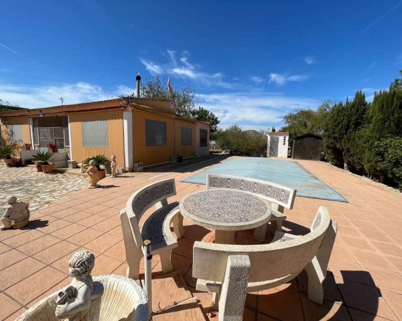 3 quarto Moradia para venda em Guardamar del Segura com piscina - 460 000 € (Ref: 9997903)