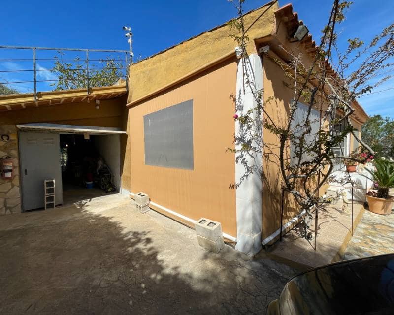 3 quarto Moradia para venda em Guardamar del Segura com piscina - 460 000 € (Ref: 9997903)