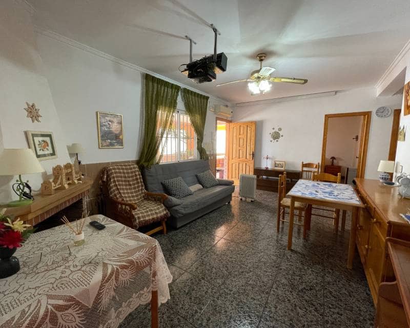 3 quarto Moradia para venda em Guardamar del Segura com piscina - 460 000 € (Ref: 9997903)