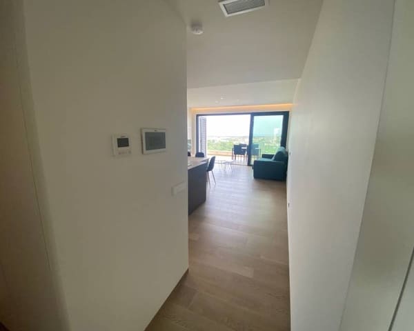 Apartamento de 2 habitaciones en Las Colinas Golf, Orihuela en venta con piscina - 475.000 € (Ref: 9997904)