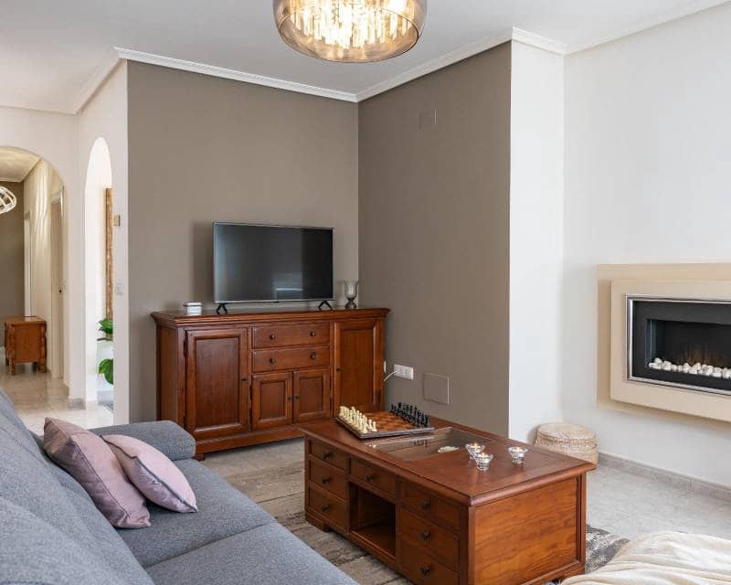 3 camera da letto Villa in vendita in Playa Flamenca con piscina garage - 560.000 € (Rif: 9999068)