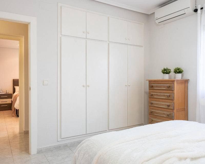 3 camera da letto Villa in vendita in Playa Flamenca con piscina garage - 560.000 € (Rif: 9999068)