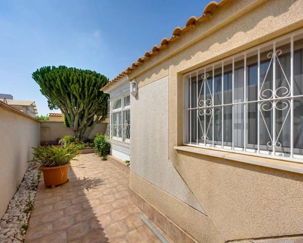 Chalet de 2 habitaciones en La Florida, Orihuela en venta con piscina - 305.000 € (Ref: 9999069)