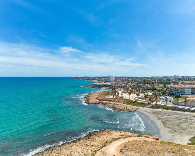 2 soverom Villa til salgs i La Florida med svømmebasseng - € 305 000 (Ref: 9999069)