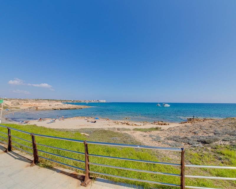 2 soverom Villa til salgs i La Florida med svømmebasseng - € 305 000 (Ref: 9999069)