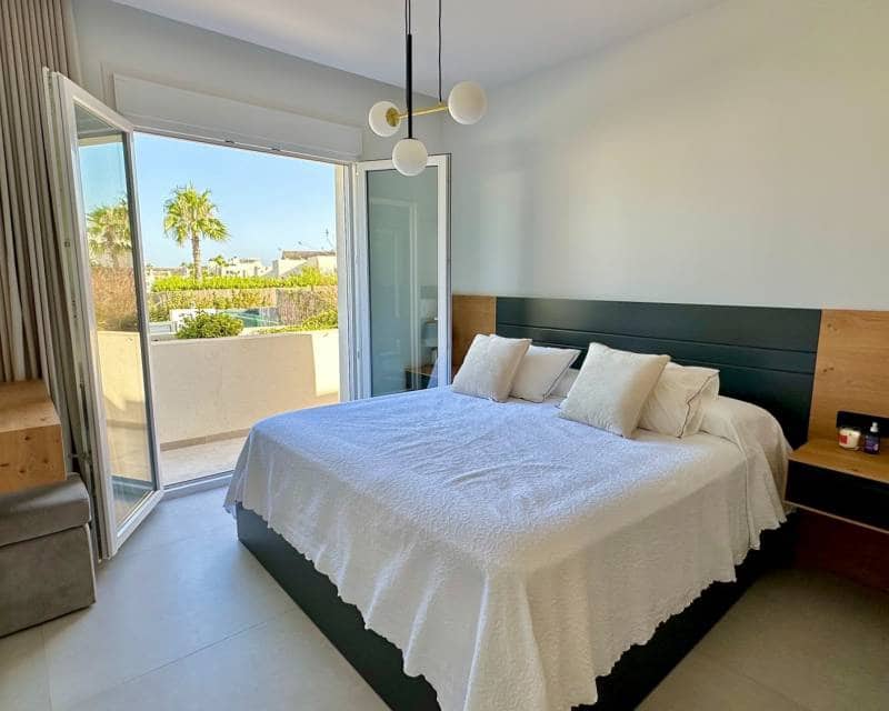 3 slaapkamer Villa te koop in Algorfa met zwembad garage - € 780.000 (Ref: 9999070)