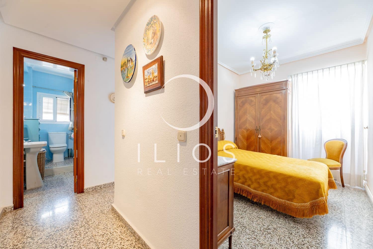4 Zimmer Apartment zu verkaufen in Valencia Stadt mit Garage - 340.000 € (Ref: 10003619)