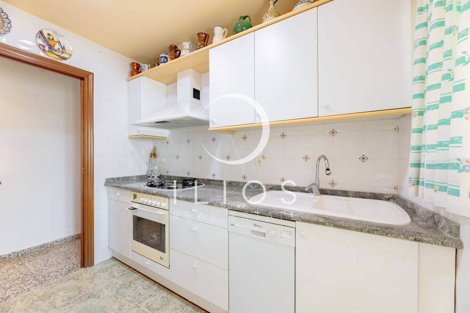 4 Zimmer Apartment zu verkaufen in Valencia Stadt mit Garage - 340.000 € (Ref: 10003619)