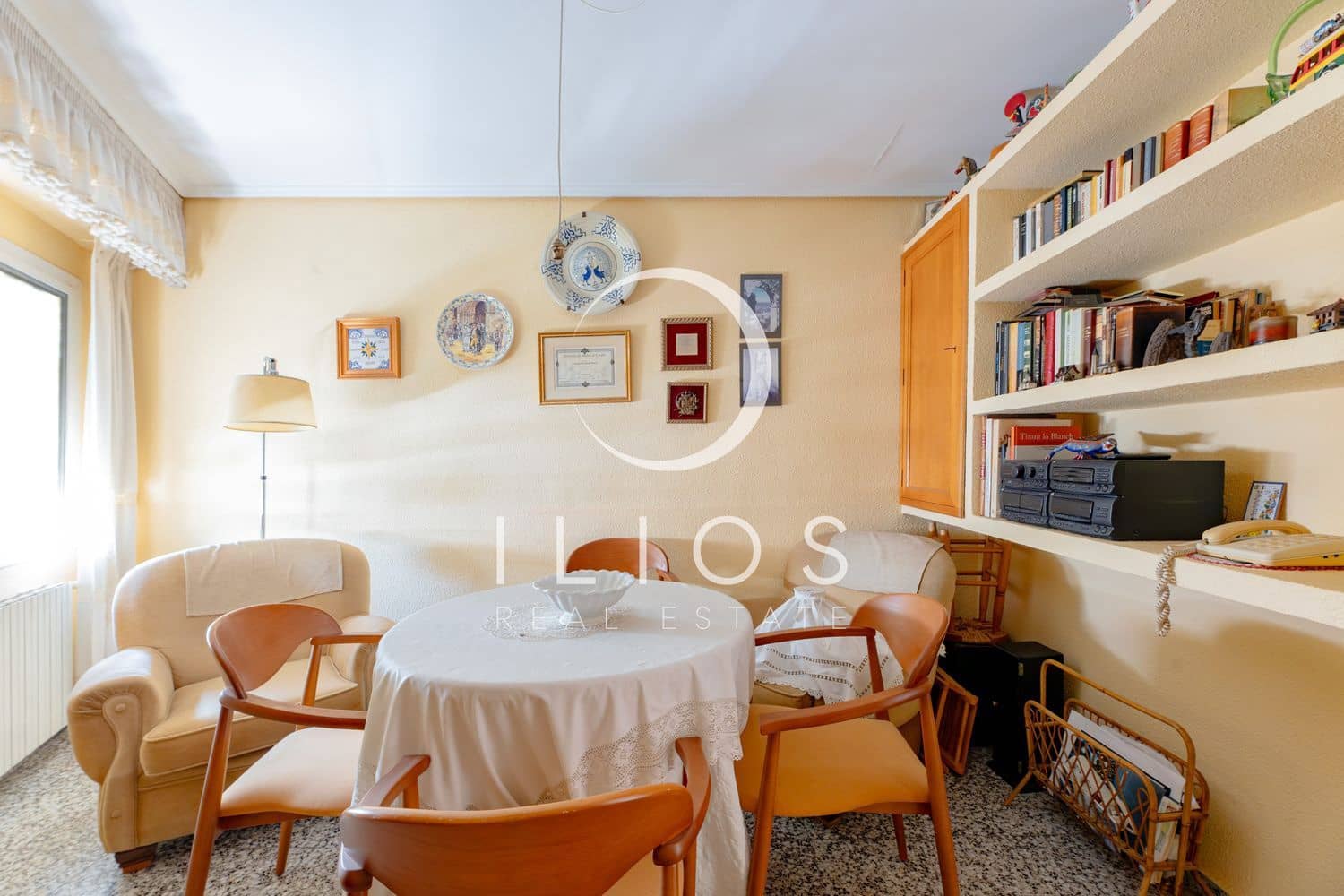 4 Zimmer Apartment zu verkaufen in Valencia Stadt mit Garage - 340.000 € (Ref: 10003619)