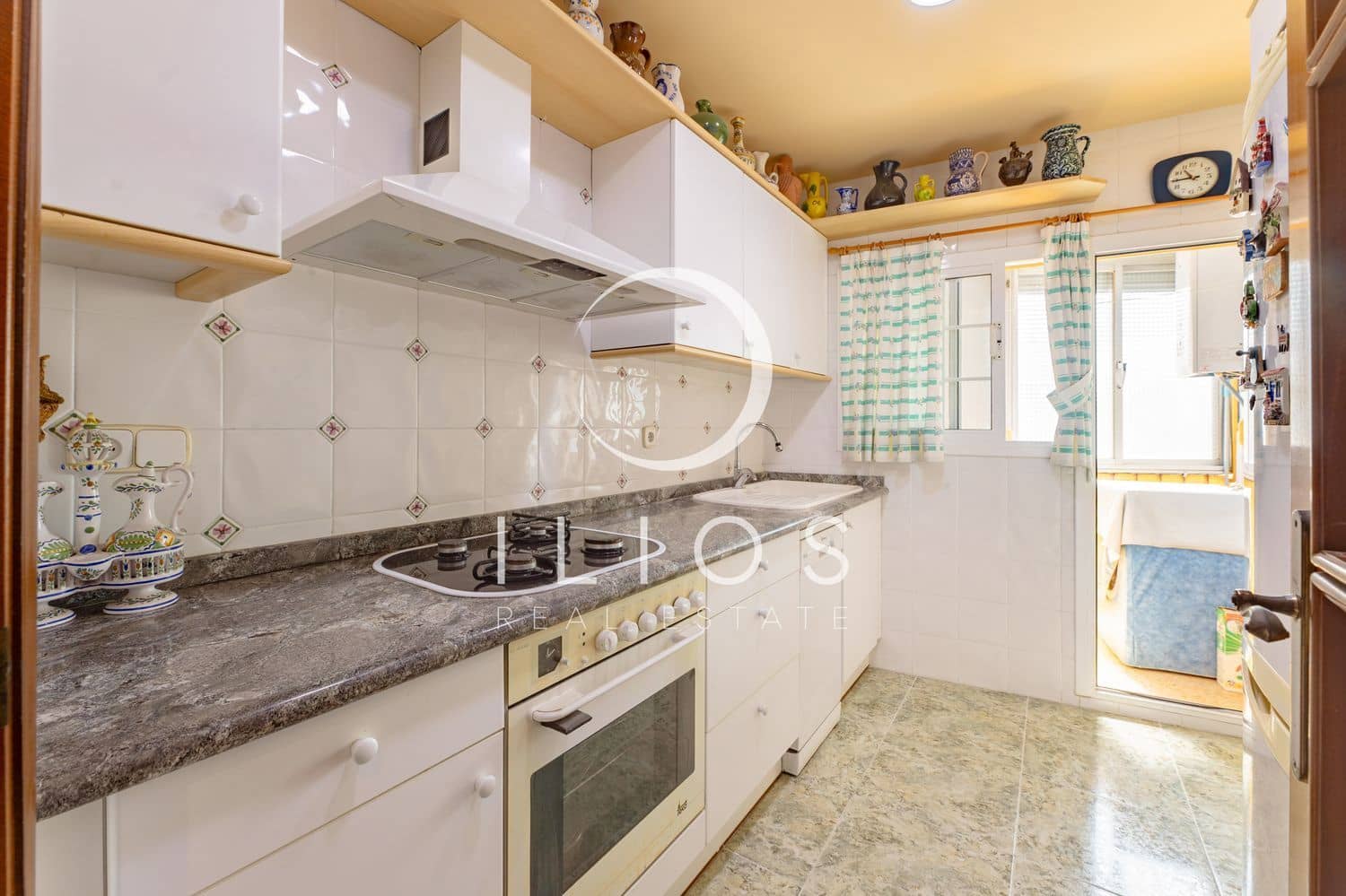 4 Zimmer Apartment zu verkaufen in Valencia Stadt mit Garage - 340.000 € (Ref: 10003619)